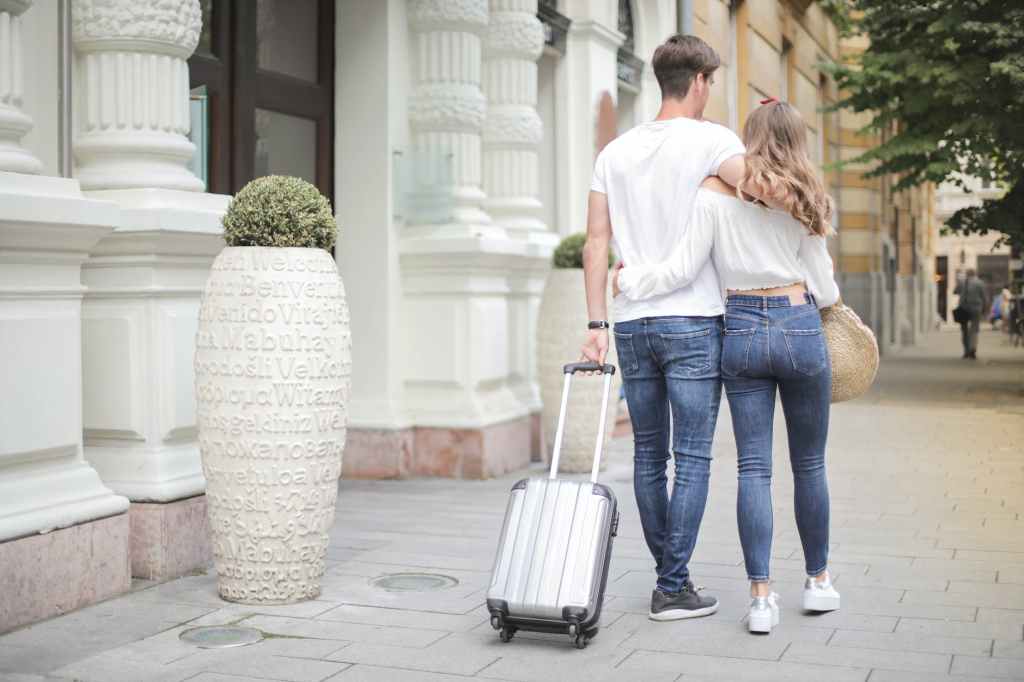 Which place is cheapest for honeymoon?